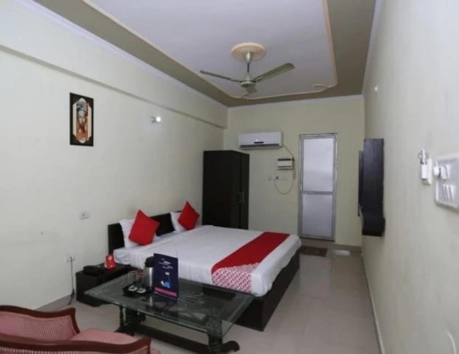 S K Palace , Best In , In Transport Nagar ,budget In Hotel 3*