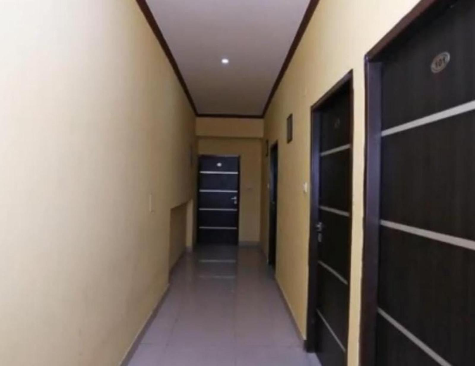 S K Palace , Best In , In Transport Nagar ,budget In Lucknow
